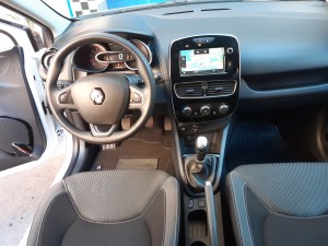 Renault clio bianca crescenzo automobili (12)