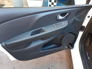 Renault clio bianca crescenzo automobili (20)
