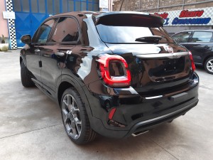 Fiat 500X Sport nera Crscenzo Automobili (13)