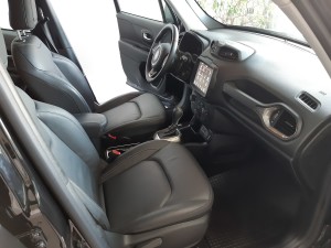 Jeep Renegade Limited nero Crescenzo Automobili (12)