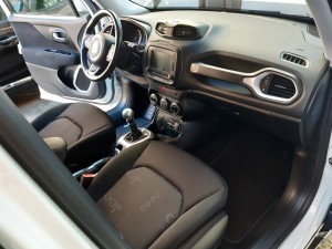 Jeep renegade bianca crescenzo automobili (7)
