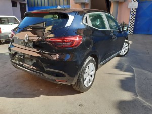 Renault Clio V ZEN crescenzoautomobili (9)