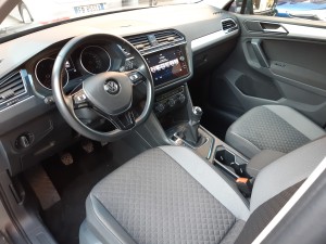 Tiguan grigio crescenzo automobili (13)