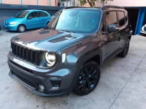 Jeep Renegade Granite Crystal Black line (3)