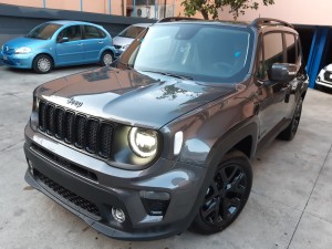 Jeep Renegade Granite Crystal Black line (6)