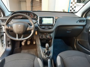 Peugeot 208 Crescenzo Automobili (12)