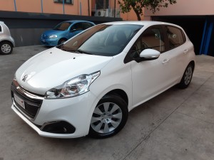 Peugeot 208 bianca crescenzoautomobili (4)