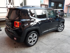 Renegade Limited Nero cerchi 18 crescenzoautomobili (12)