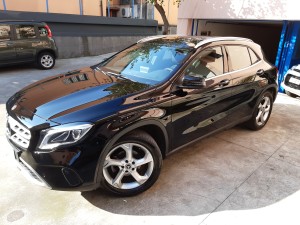 Mercedes GLA sport nera crescenzo automobili (5)