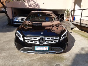 Mercedes GLA sport nera crescenzo automobili (6)