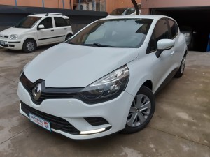 Renault Clio (1)