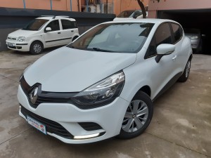 Renault Clio (2)