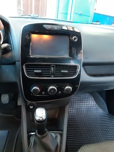 Renault Clio 4 serie bianca (16)