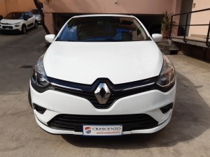 Renault clio (6)