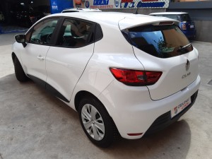 Renault clio (8)