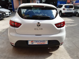 Renault clio (9)