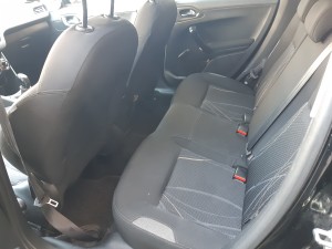 peugeot 208 (9)