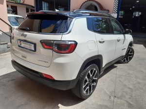 Jeep Compass bianca crescenzo automobili (8)