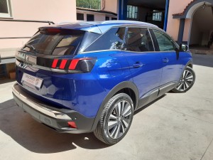 Peugeot 3008 Allure blu (9)