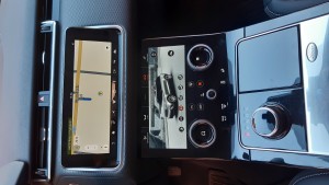 Range rover Velar (14)