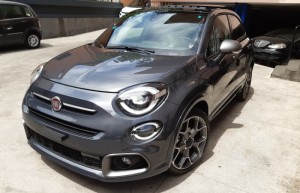 Fiat-500X-Sport-tetto-Grigio-1-700x450