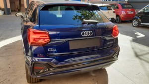 Audi q2 identity black crescenzo automobili (6)