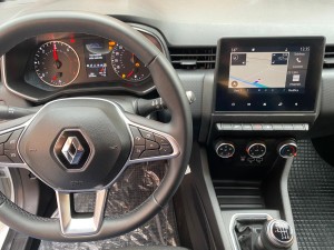 Renault clio V bianca (8)