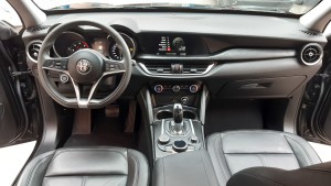 Alfa Stelvio Nera (10)