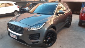 Jaguar E PACE SE Grigio (2)