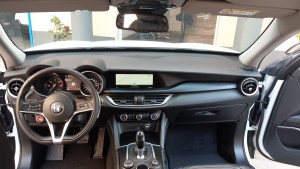 Alfa stelvio bianco super (12)
