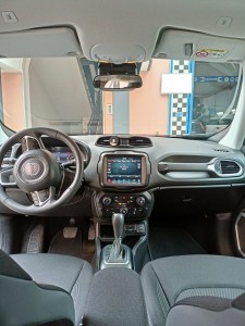 Jeep Renegade (15)