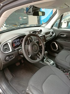 Jeep Renegade (16)