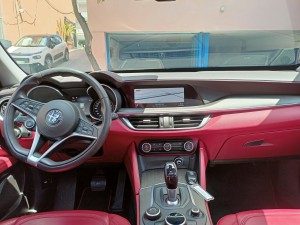 Alfa Stelvio Lusso (10)