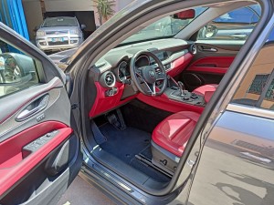 Alfa Stelvio Lusso (13)