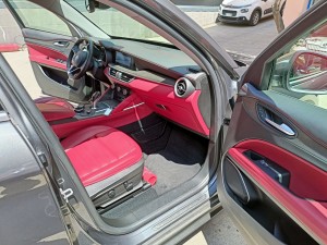 Alfa Stelvio Lusso (14)