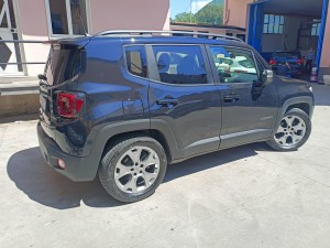 Jeep Renegade Limited nera (9)