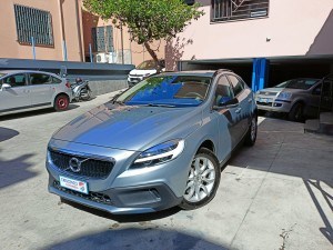 Volvo V40 cross Country (1)