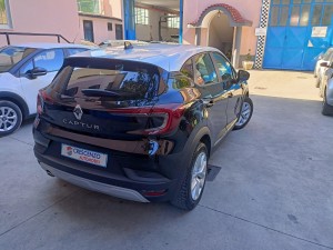 Renault Captur 2021 (11)