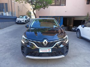 Renault Captur 2021 (7)