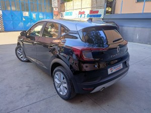 Renault Captur 2021 (8)