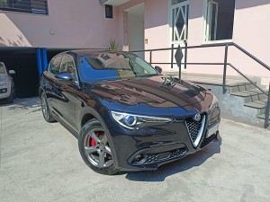 Stelvio Crescenzo Automobili (5)