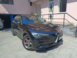 Stelvio Crescenzo Automobili (6)