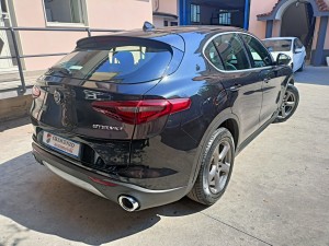 Stelvio Crescenzo Automobili (7)