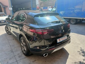 Stelvio Crescenzo Automobili (8)