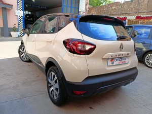 Renault Captur beige (7)