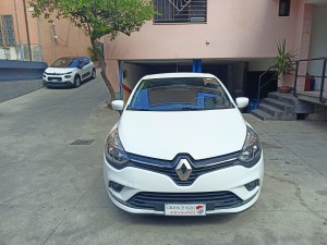 Clio 4 serie bianca (4)