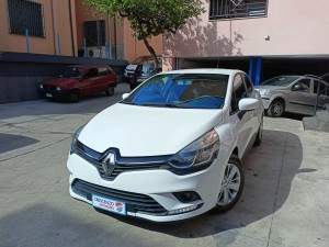 Renault Clio (2)