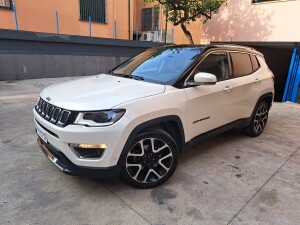 Jeep Compass bianco e nero (4)