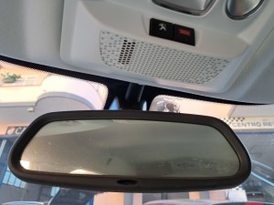 Peugeot 2008 bianca (23)
