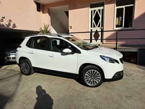Peugeot 2008 bianca (7)